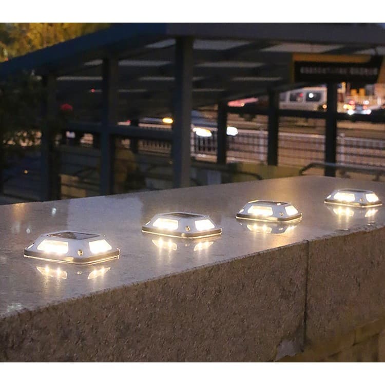 Lampa solara LED pentru gradina, Set 4 Bucati, Senzor de miscare, Flippy — imagine 5