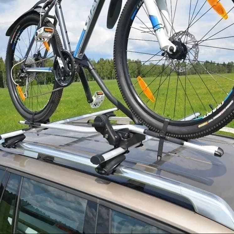 Suport auto bicicleta vertical pe bare transversale — imagine 4