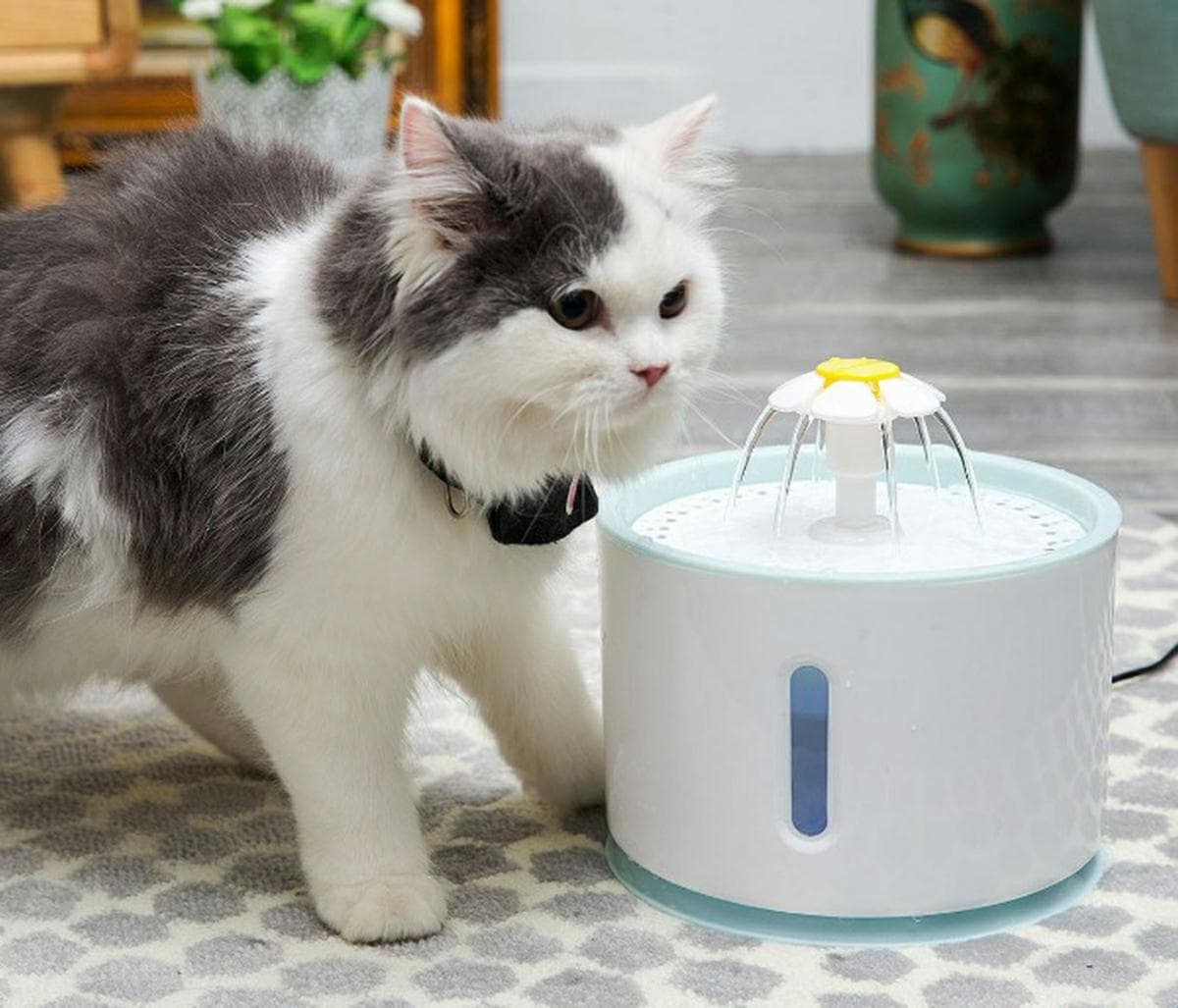Adopator automat pentru animale de companie, model fanta, capacitate 2,4l — imagine 8