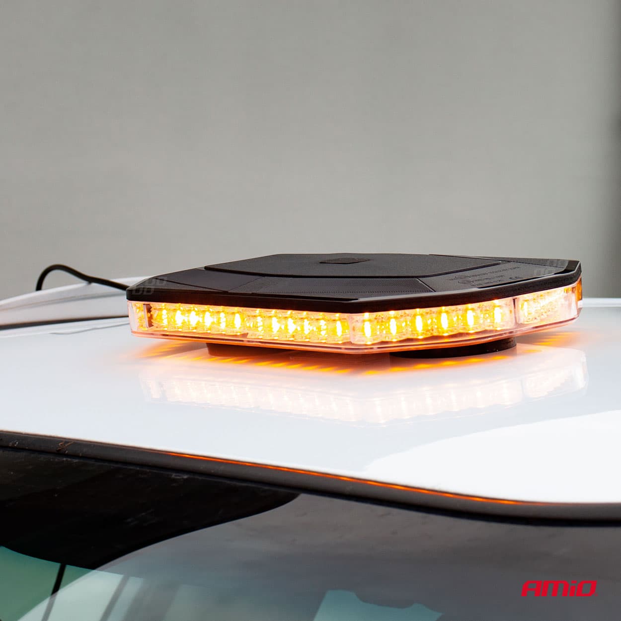 Rampa luminoasa AMIO Orange 48 LED-uri 12/24V — imagine 1